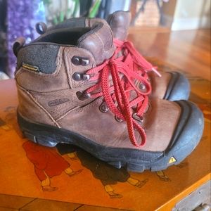 Keen Hiking Boots